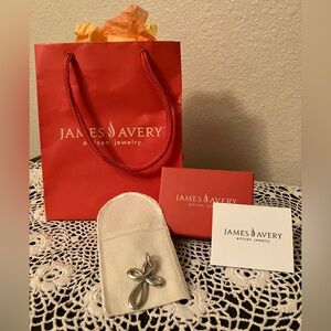 James Avery Sterling Silver 925 Retired
Eternal Ribbon Cross Pendant